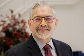 Texas Hispanic Leader Gus Reyes Serves at DBU