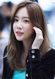 태연, 새 싱글 'happy' 전격 공개팬들에 특별한 선물 선사!소녀시대 태연(에스엠엔터테인먼트 소속)이 새 싱글 'happy'를 전격 공개, 팬들에게. 30ì‚´ ì–´ì œìž íƒœì—° ë„¤ì´ë²„ ì¹´íŽ˜ ì†Œë…€ íŒ¨ì…˜ ì—°ì˜ˆì¸