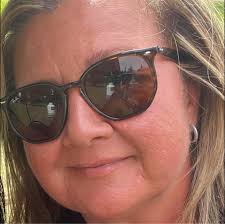 Is there anywhere in Grande Prairie that offers red light therapy? ￼😊