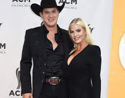 Jon pardi, ryan gore & 1 more. Jon Pardi Says New Fiancee Summer Is A Good Balance For Him B104 Wbwn Fm