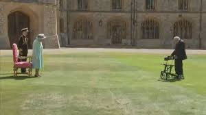National feeling, and praise and donations flooded in, with prime minister boris johnson saying the veteran provided us all with a beacon of light through the fog of coronavirus and recommended he be knighted. Queen Knights 100 Year Old Vet Tom Moore Who Famously Raised Millions For Covid 19 Relief National Globalnews Ca