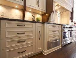 Learn all about cabinets door styles and drawers with our 101 guide and choose discount kitchen cabinets there are many types of kitchen cabinets, materials, finishes, kitchen cabinet doors, and kitchen cabinet drawers to choose from. 4 Reasons You Should Choose Drawers Instead Of Lower Cabinets