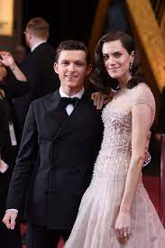 Is tom holland the best spiderman ever? Allison Williams Und Tom Holland News At