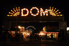 The hamburger dom is the biggest public festival in the north of germany. Hamburger Dom Festival Held 3 Times Annually On The Heiligen Geist Feld Photo Brian Mcmorrow Photos At Pbase Com