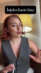 Antonia Schroeder's Instagram, Twitter & Facebook