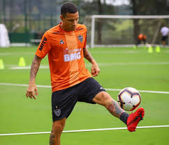 Guilherme antonio arana lopes (hu); Hoje No Galo Arana Explica Negociacao Com Corinthians E Diz Que Jogaria No Palmeiras Gazeta Esportiva