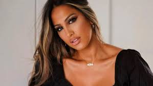 Raquel Salazar asegura que el hijo de Noemí es igual que ella: "Rubios con  ojos claros"