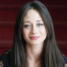 Hablamos con Elena Rivera, protagonista de “Alba”, que nos cuenta lo duro  que fue realizar el papel principal de la serie