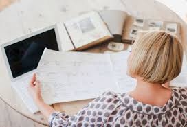 Early menstruation or late menopause. Ovarian Cancer Symptoms Signs Stages