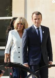 قراؤنا من مستخدمي تلغرام يمكنكم الآن متابعة آخر الأخبار مجاناً من خلال تطبيق تلغرام إضغط هنا للإشتراك. Ø±Ø¦ÙŠØ³ ÙØ±Ù†Ø³Ø§ Ø¢Ø®Ø± Ø£Ù†Ø§Ù‚Ø© Ø£Ù†ÙÙ‚ 26 Ø£Ù„Ù ÙŠÙˆØ±Ùˆ Ø¹Ù„Ù‰ Ù…Ø¸Ù‡Ø±Ù‡ ÙÙŠ 3 Ø£Ø´Ù‡Ø±