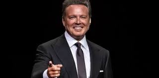La canción que Luis Miguel ninguneó, se volvió un éxito mundial y recaudó  millones