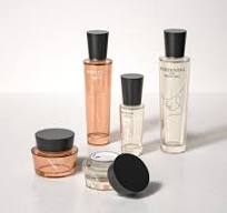 Well-designed fashionable cosmetic Glass Set Manufacturer ...