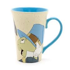 L Ensembles Des Tasses Et Mugs En Vente Chez Disney Store Disney Disney Store Tasses Disney