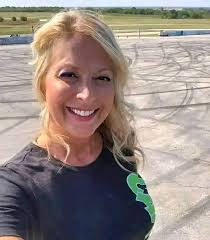 Beautiful Alex Taylor.We need 700 Yes for new Season 😍🎬!!.. #alextaylor  #hotrodgarage