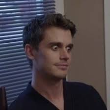 Avery Gerard (averyronan)