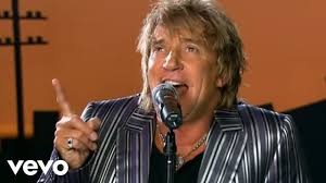 Born and raised in london, he is of scottish and english ancestry. Rod Stewart Have You Ever Seen The Rain Official Video Youtube