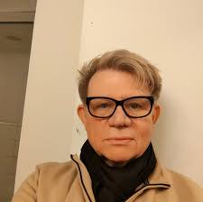 Love to see some epoxy floors, thinking of doing them throughout our new  build