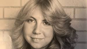 Fundraiser for Vanessa Coatley by Kelly Hough : For our beloved Lora Cook