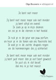 De Mooiste Gedichten Over Rouw Verlies Liefde En Herinneringen Mooie Afscheidswoorden Troostwoorden Prachtige Woorden Droevige Citaten Inspirerende Citaten