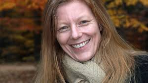 Cynthia Barton's Instagram, Twitter & Facebook