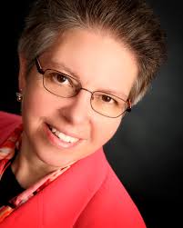 Cynthia Holder's Instagram, Twitter & Facebook