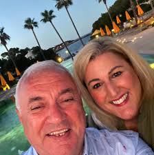 Can anyone recommend a good place to get a hydra facial done? TIA 😊