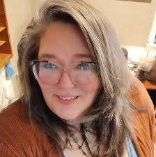 Does anyone have or know where to get color Guard gloves?