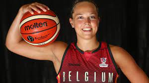 Julie allemand se qualifie avec les belgian cats alors. Les Belgian Cats S Offrent Les Championnes D Europe Espagnoles