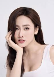 Diễn viên Trúc Mây nói về vai đầy nước mắt, tiết lộ điều đáng kinh ngạc về  Nhan Phúc Vinh