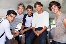 One Direction Pictures Celeb Wallpapers Wallpapers Of Celebrities Wallpaper Magazine I love one direction, they have so much talent, those critics are just jealous because they do not come to have many succès.ils are beautiful and have beautiful voices.