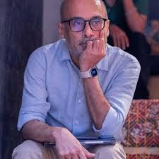 coming to karachi for a rather extended period 15th to 26th so those of you  who would like to meet up raise your hands so that we can schedule :)