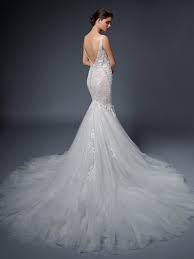 Check spelling or type a new query. Hochzeitskleid In Blush Mit Kontrastspitze Tiefem Dekollete Von Elysee