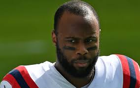 Patriots rebuilding blueprint: Finding a new QB is just the start