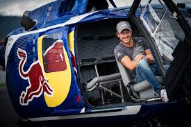 Felix (name), people and fictional characters with the name. Felix Baumgartner Home Facebook