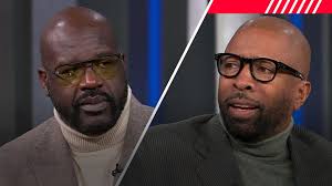 Meghan Downing knocks down basket