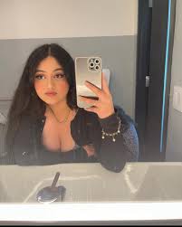 OnlyFans – esme_duhhh – Nude - Photo 2 - TheFappening