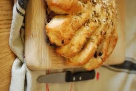 Fougasse Aux Olives Graines De Fenouil Mozzarella Et Fleur De Sel Fougasse Aux Olives Idee Recette Graine De Fenouil