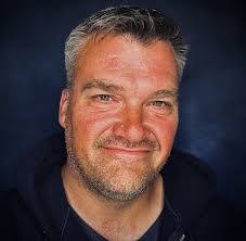 Mark Tendler's Instagram, Twitter & Facebook