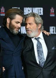 Chris Pine Jeff Britges They Looks Like Father And Son Chris Pine Actors Hollywood