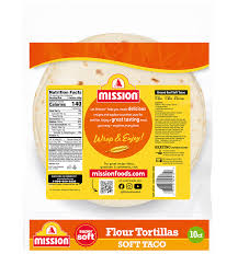 how many carbs in a flour tortilla