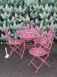 French Ornate Pink Wrought Iron Metal Garden Table And Chairs Bistro Furniture Set Http W Outdoor Patio Furniture Sets Metal Garden Table Garden Dining Set