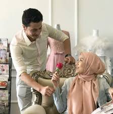 Meanwhile, sofea tries to win harris's heart with the help of harris's mother. Senarai Pelakon Titian Cinta Cerita Budak Sepet