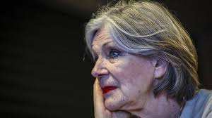 Lenny Kuhr weer beter, zangeres houdt contact met politie