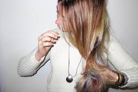 4.2 out of 5 stars. Beauty Chemistry Blue Tinted Hair Into The Gloss