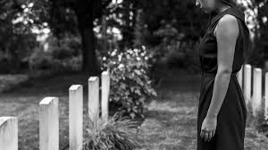 Cela durait depuis plusieurs années, nous étions en crise permanente mais nous avions une relation de vous n'avez pas forcément encore accepté la fin de cette relation. Comment Faire Face Au Deces D Un Proche Et Traverser Les Etapes Du Deuil