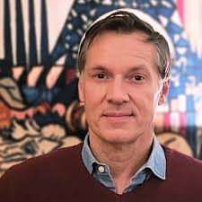 Today I stepped down from my role at Sentinel Games as a Founder, Chief  Creative Officer, and Creative Director. This was a very hard decision, not  one taken lightly at all. Not