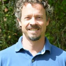 Daniel Peck's Instagram, Twitter & Facebook