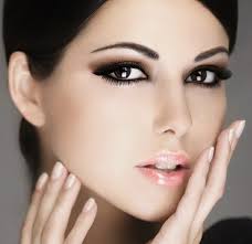 Dass braun eine tolle augenfarbe ist, versteht sich von selbst. Braut Make Up 60 Schminkideen Fur Den Speziellen Anlass