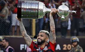 Independiente del valle goleia universitario na taça libertadores. Flamengo Campeao Da Libertadores Gabigol Em Estado De Zico Esportes El Pais Brasil