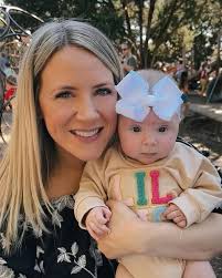 It's a GIRL 🎀 Congratulations to our director of talent & culture, Sarah  Taylor Holcombe, SHRM-CP, and her husband Adam Holcombe, CPA